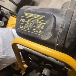 Dewalt Compressor 