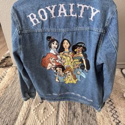 Xl Women’s Disney Denim denim jacket 