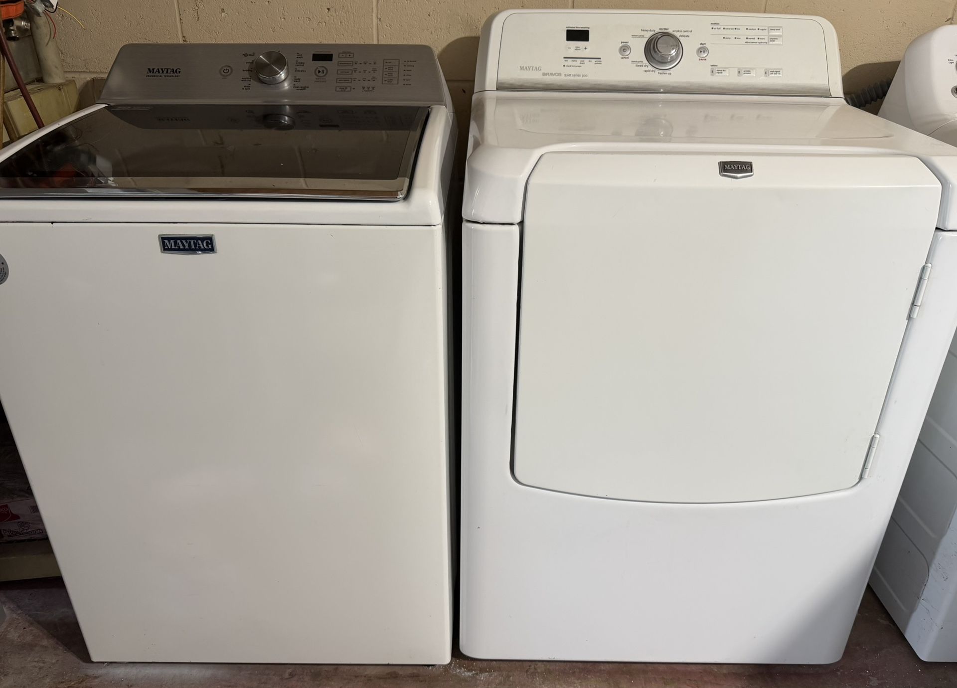 Maytag Washer & Dryer Set – Delivery Available!