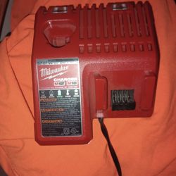 Milwaukee M12 And M18 Charger