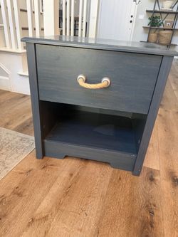 End table or night stand
