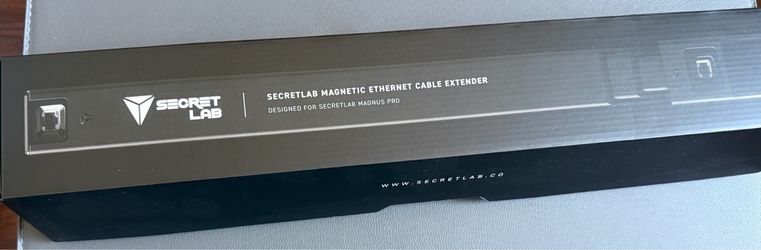 Black Secretlab Magnetic Ethernet