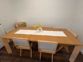 Dining Table with 6 Chairs