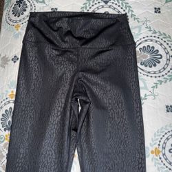 Woman’s cheetah leggings
