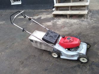 Honda hr173 lawn 2025 mower for sale