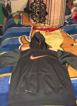 Nike boys sweater