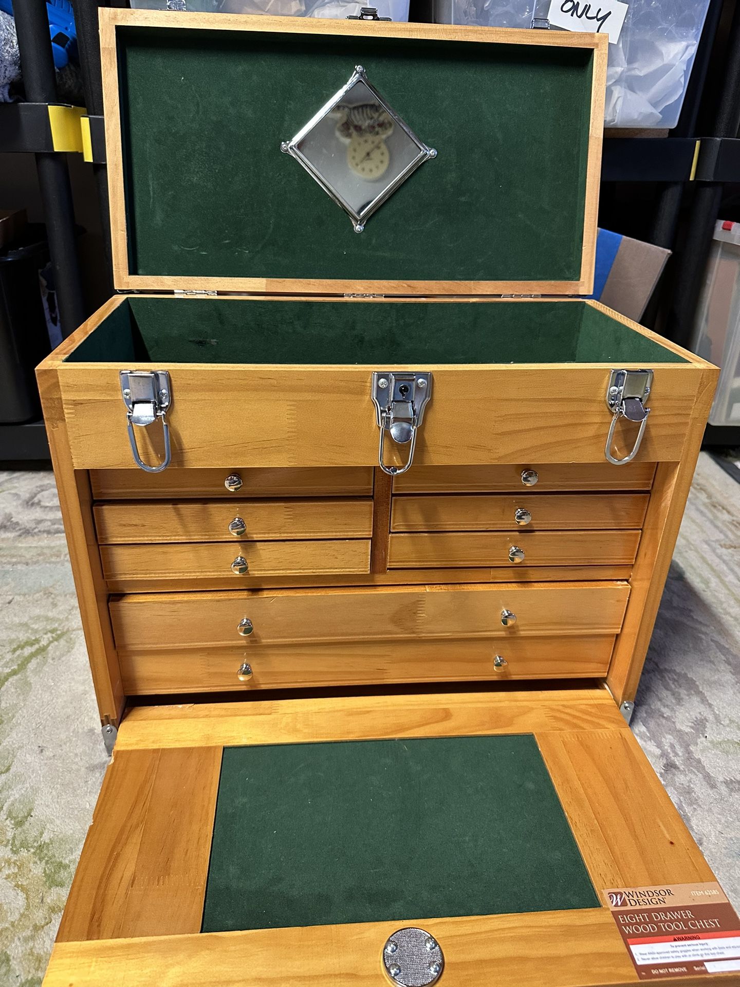 8 Drawer Wooden Tool Chest with Lock and Key