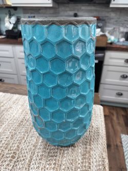 Flower base