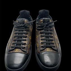 Louis Vuitton Shoes 9/10 Condition 