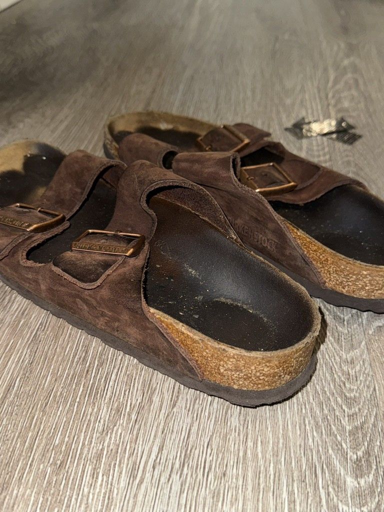 Womans Birkenstocks Size 9