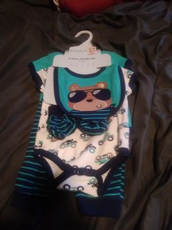 Baby clothing