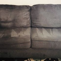 3 Seater - Well Maintained And Clean Sofa