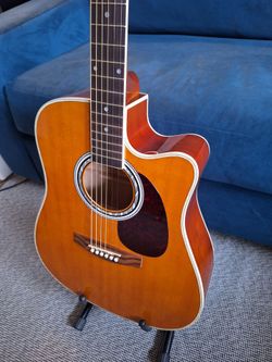Esteban ALC-200 acoustic-electric guitar