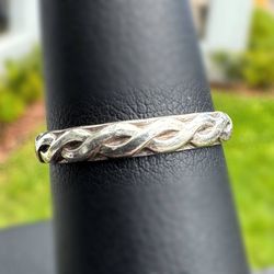 Jewelry .925 sterling silver wedding band wave shape Ring size 7.00