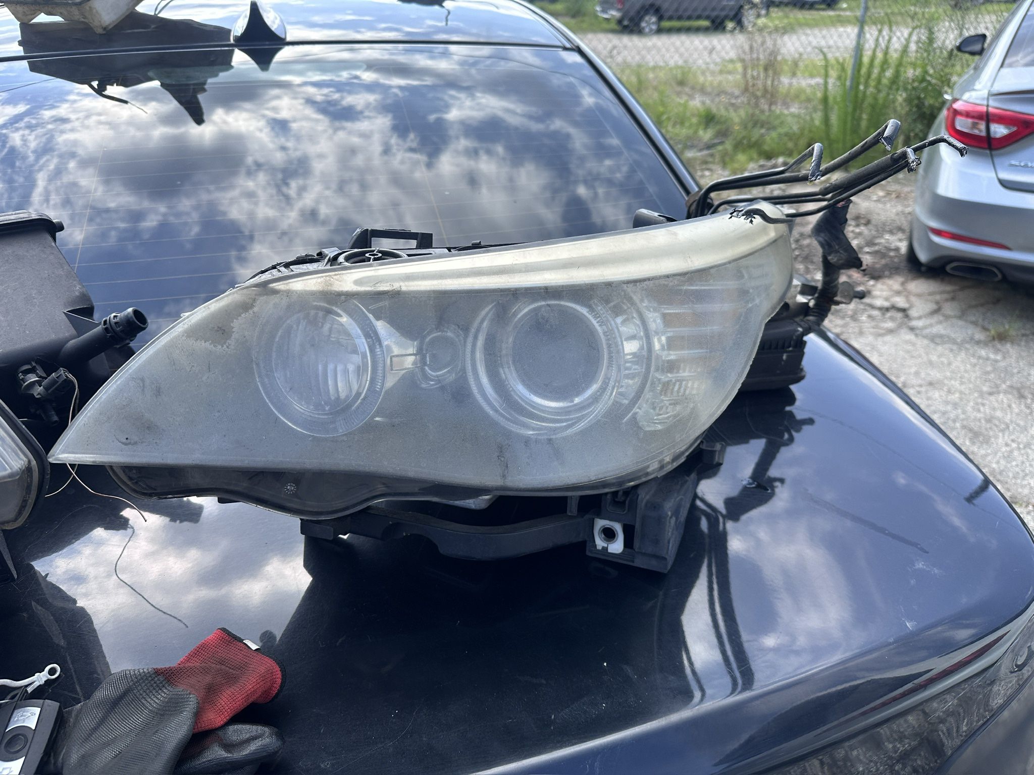 2010 Bmw 535Xi Front Headlights