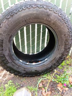 35x12.50R20 Truck Tire – Single Tire