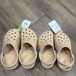 New Crocs With Tags 
