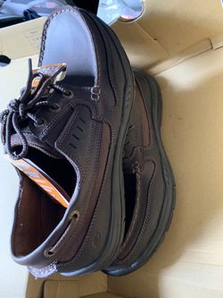 Men’s Skechers size 8.5