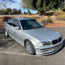 1999 BMW 323i 5 Speed 