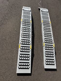 Duralast 80-940 Foldable Loading Ramp Set