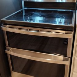 GE Profile 30 in. 5 Burner Element Double Oven electric range