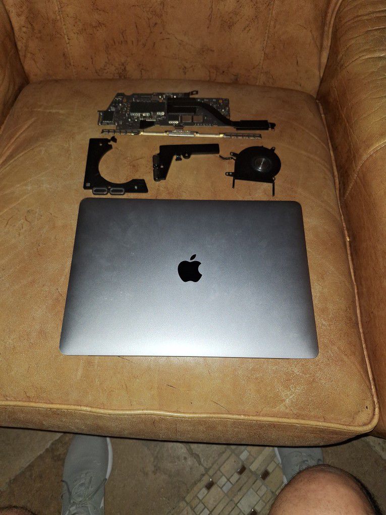 MacBook Pro Replacement Parts
