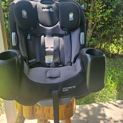 SAFETY 1ST BOOSTER SEAT