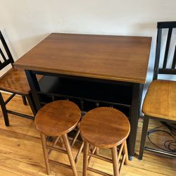Rollable, Convertible, Island +2 Chairs, And 2 Stools