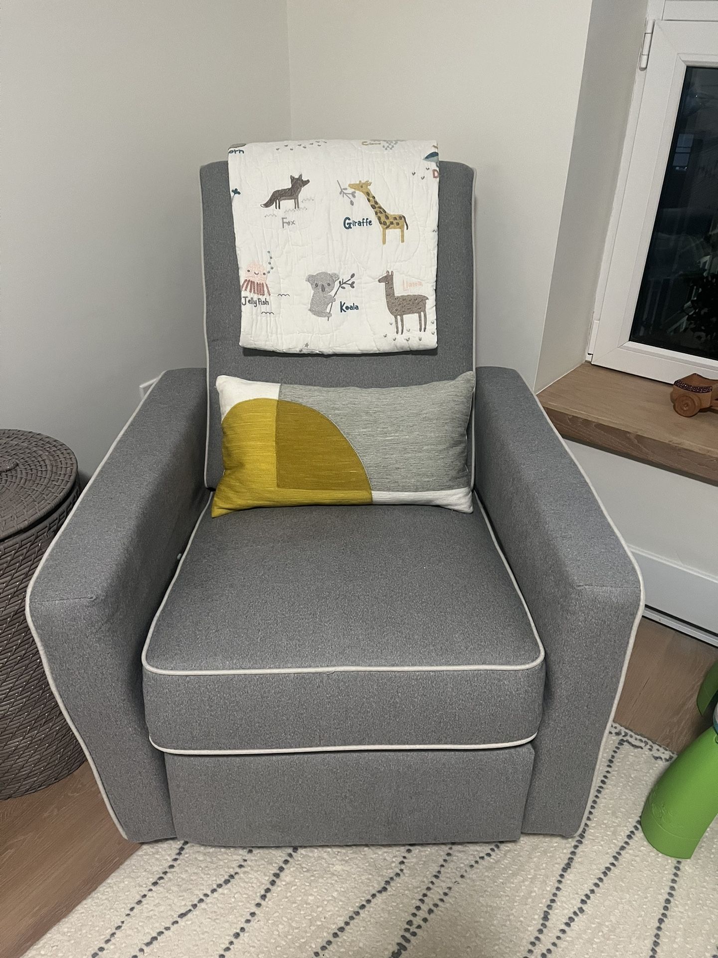 Nursing Recliner Chair