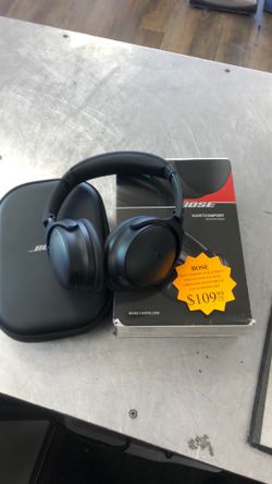 1003 Bose Quiet Comfort 45 Over The Ear Bluetooth Wireless Headphones W/ Case and Original Box 553340