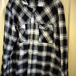 Men's flannel shirt size xl