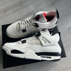 Nike Jordan 4 Retro size 12