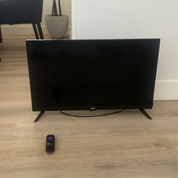 ROKU 32 inch tv (Fully working)