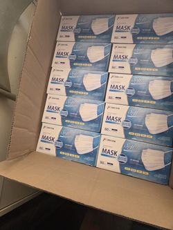 Pakete De 50 Mascarillas  Presio 50c