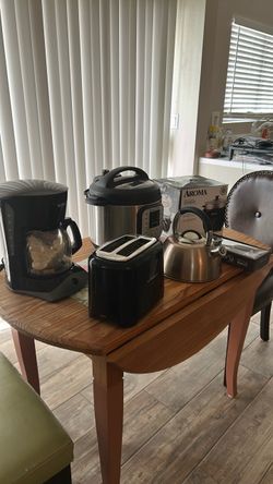 5 Kitchen Appliances & Kitchenware