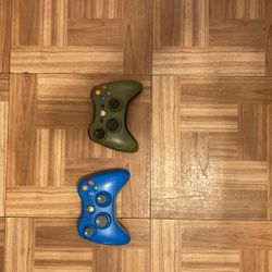 Dual Xbox 360 Controllers 