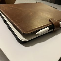 Apple iPad Magic Folio Keyboard / Leather Case And Pencil 