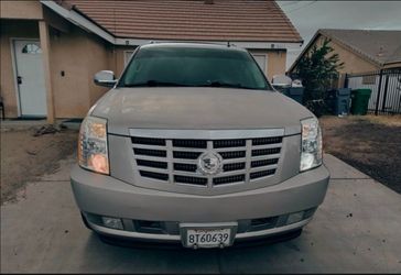Cadillac Escalade ext