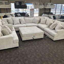 Gorgeous Big U Shaped Cream Tan Sectional
