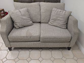 Free love seat/sofa/couch