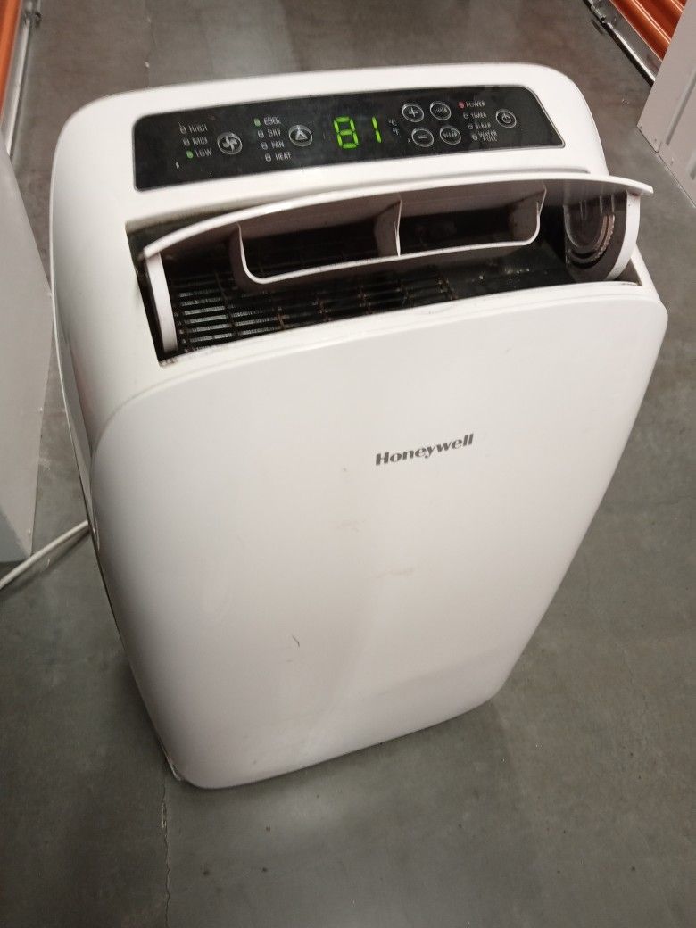 AC UNIT ICE COLD