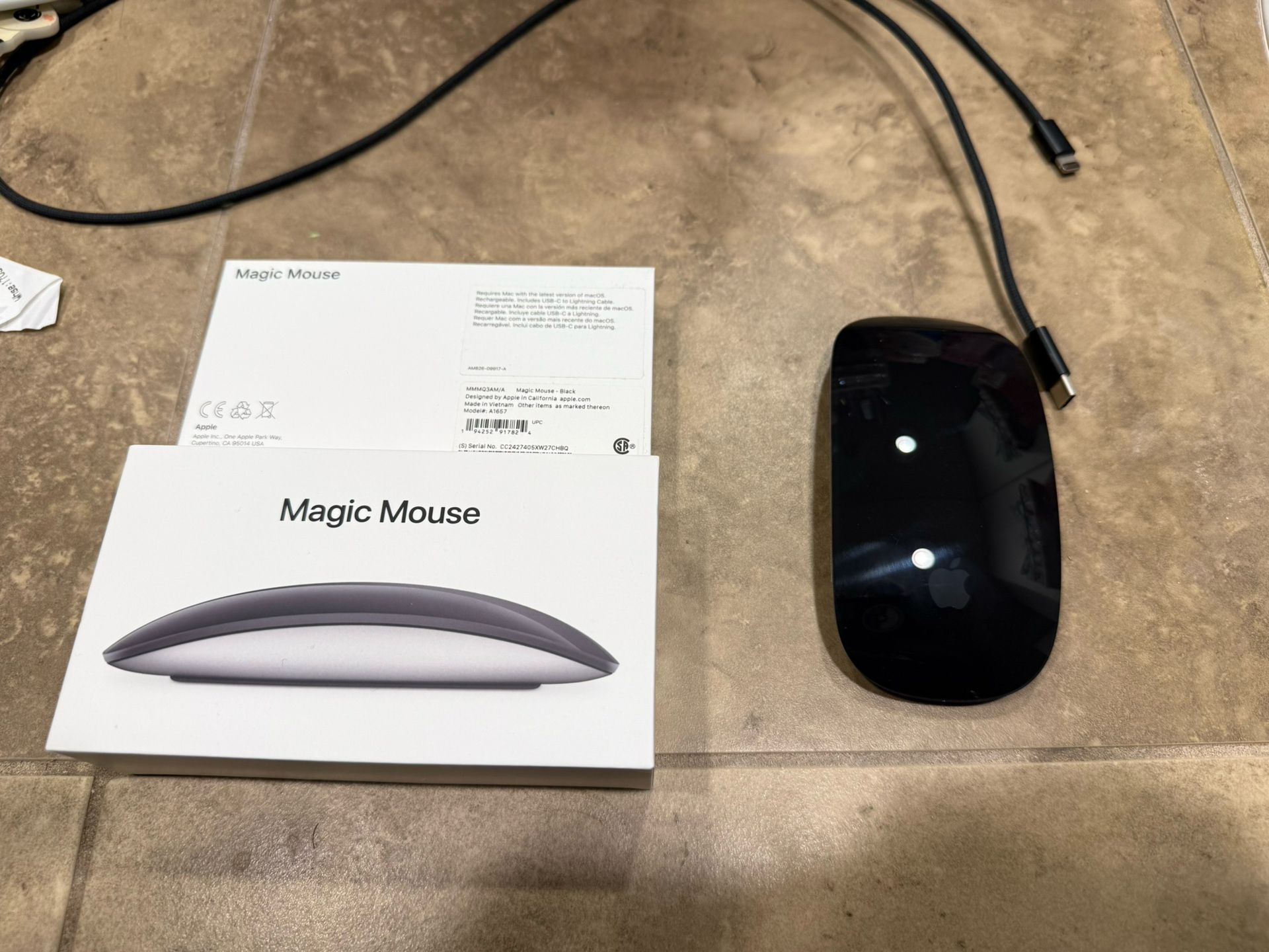 Apple Magic Mouse (Black)