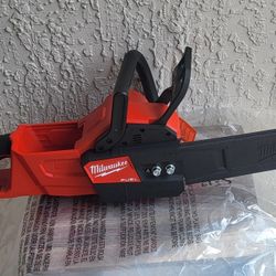 M18 FUEL 16 in Chainsaw (Tool-Only)