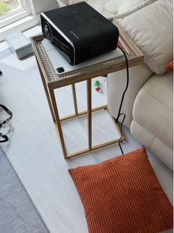 c shaped side tables with removable trays