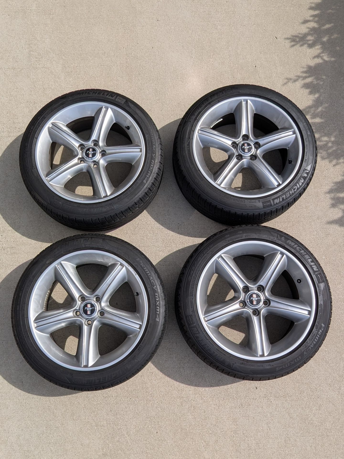 Ford Mustang 19” Wheels & Michelin Tires