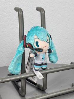 3" Hatsune Miku o_< Singing Keychain Charm Plush