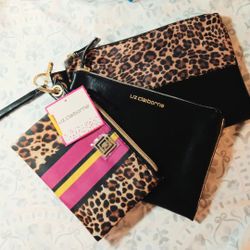 Liz Claiborne  Leopard Print 3 Piece Zip Bags 