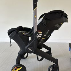 Doona Stroller - With Base