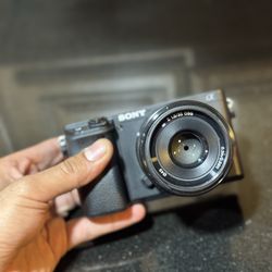 Sony A6400 Camera