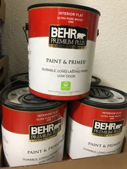 1 gallon paint Interior white new